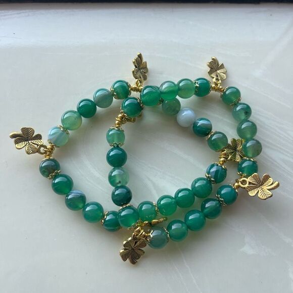 Green dyed agate 4 leaf clover ONE stretch bracelet NEW beaded reiki meditation - Picture 3 of 13
